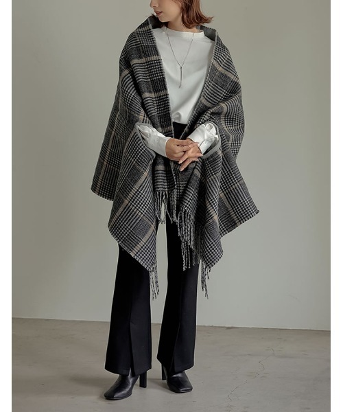 Re:EDIT（リエディ）の「着られる2WAYチェック柄ストール（ストール/ショール・レディース・ブラウン/グレー・FREE）」の8枚目の写真