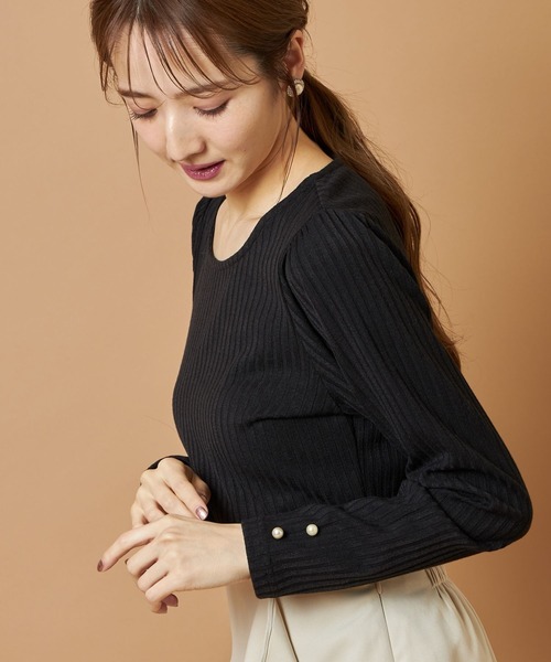 tocco closet(トッコ クローゼット)の「取り外し可能なビックレースカラー付き袖口パール装飾リブカットソー(Tシャツ/カットソー・レディース・ブラック/ベージュ・M)」の8枚目の写真