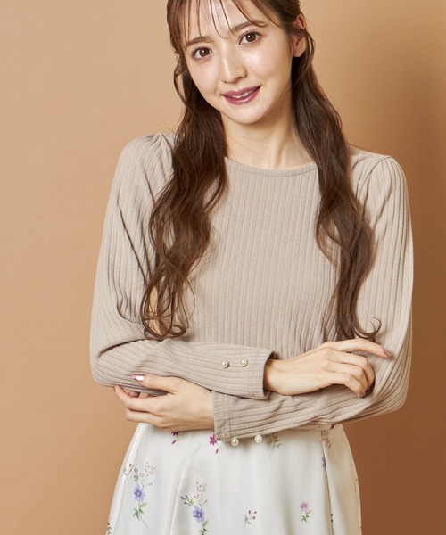 tocco closet(トッコ クローゼット)の「取り外し可能なビックレースカラー付き袖口パール装飾リブカットソー(Tシャツ/カットソー・レディース・ブラック/ベージュ・M)」の13枚目の写真