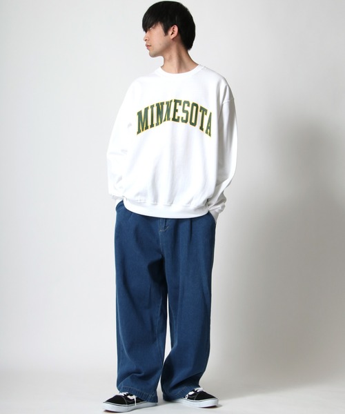 Lazar（ラザル）の「MINNESOTA/FLORIDA 別注 裏起毛 オーバーサイズ カレッジロゴ スウェット レディース メンズ トレーナー（スウェット・メンズ・ホワイト/アッシュグレー/ブラック/ネイビー/ホワイト系その他/ブラック系その他/グレー系その他/ブルー系その他/グリーン系その他/グリーン・M/L/XL）」の16枚目の写真