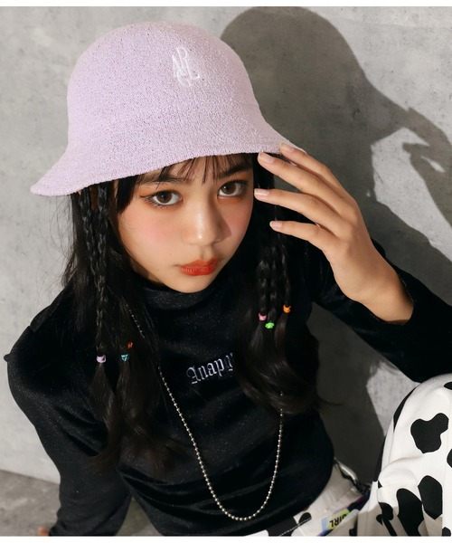 ANAP GiRL(アナップガール)の「刺繍入サーモメトロハット(ハット・キッズ・ブラック/ラベンダー/ホワイト・FREE)」の7枚目の写真
