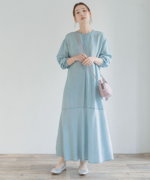 F by ROSSO（エフバイロッソ）の「F by ROSSO　シャンブレーデニムフレアワンピース（ワンピース・レディース・ライトブルー/インディゴブルー・38/36）」の7枚目の写真