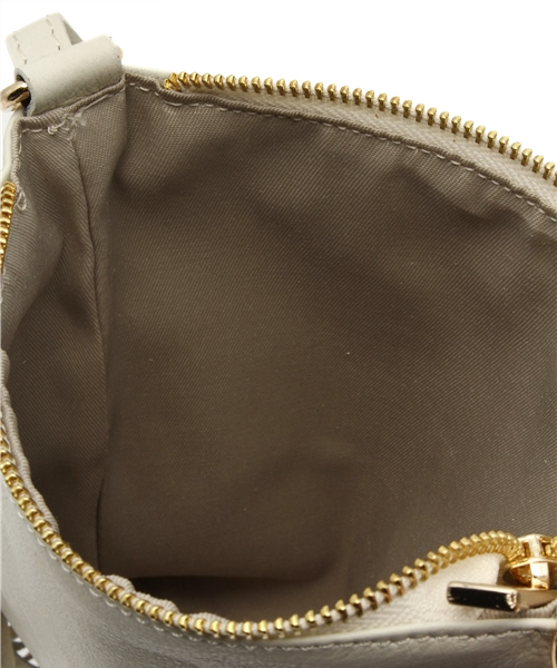 ROSE BUD(ローズバッド)の「(MARCO BIANCHINI) 14087 FRINGE TRIM SMAL SHOULDER BAG(ショルダーバッグ・レディース・ブラック/アイボリー/レッド/シルバー・ONE SIZE)」の6枚目の写真