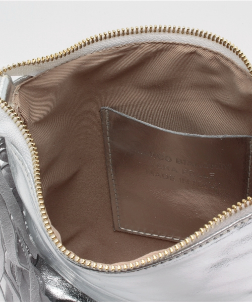 ROSE BUD(ローズバッド)の「(MARCO BIANCHINI) 14087 FRINGE TRIM SMAL SHOULDER BAG(ショルダーバッグ・レディース・ブラック/アイボリー/レッド/シルバー・ONE SIZE)」の13枚目の写真