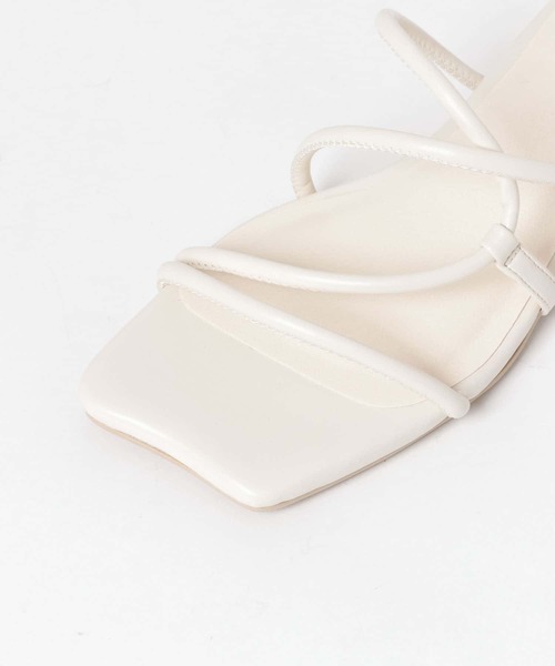 SENSE OF PLACE by URBAN RESEARCH(センスオブプレイスバイアーバンリサーチ)の「コードアシメクロスサンダル(サンダル・レディース・アイボリー/イエロー/シルバー/ブラック/グリーン・LARGE/SMALL/MEDIUM)」の21枚目の写真