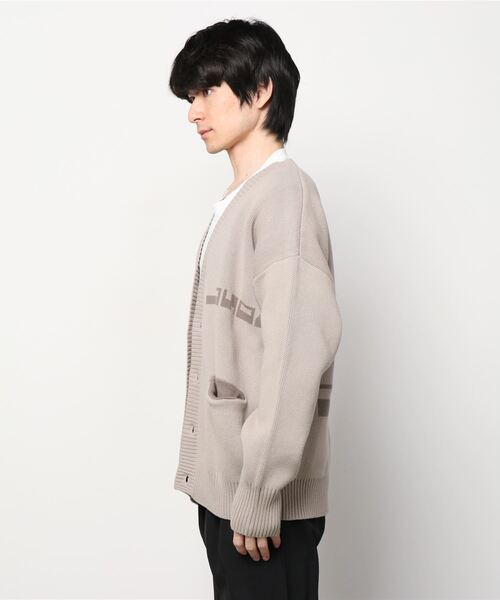 LUSOR（ルーソル）の「LUSOR（ルーソル） Wジャカードロゴカーディガン（カーディガン/ボレロ・メンズ・ブルーグレー/チャコール/ライトグレー・MEDIUM/LARGE）」の4枚目の写真