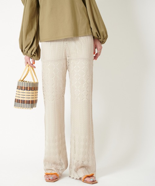 U by SPICK&SPAN(ユーバイスピックアンドスパン)の「クロシェパンツ◆(その他パンツ・レディース・ブラック/ホワイト系その他・38/36)」の1枚目の写真