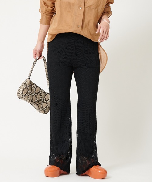 U by SPICK&SPAN(ユーバイスピックアンドスパン)の「クロシェパンツ◆(その他パンツ・レディース・ブラック/ホワイト系その他・38/36)」の2枚目の写真