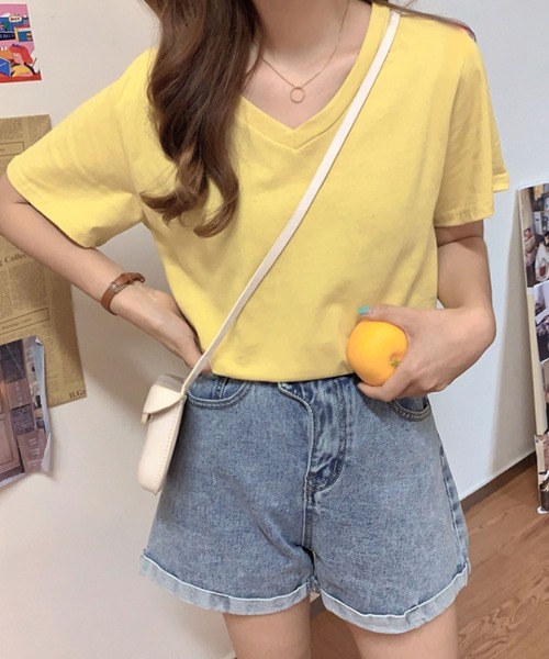 meJane(ミージェーン)の「大人ハンサムVネックシンプルTシャツ(Tシャツ/カットソー・レディース・ブラック/レッド/イエロー/ブルー/シャーベット/サーモンピンク・FREE)」の11枚目の写真