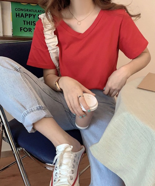 meJane(ミージェーン)の「大人ハンサムVネックシンプルTシャツ(Tシャツ/カットソー・レディース・ブラック/レッド/イエロー/ブルー/シャーベット/サーモンピンク・FREE)」の18枚目の写真