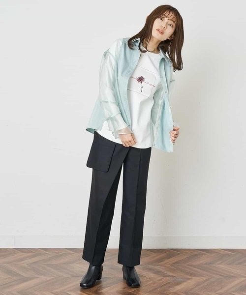 A de a.v.v（アードアー・ヴェ・ヴェ）の「フラワーフォトプリントTシャツ（Tシャツ/カットソー・レディース・ライトパープル/グリーン/ホワイト・38/36）」の6枚目の写真