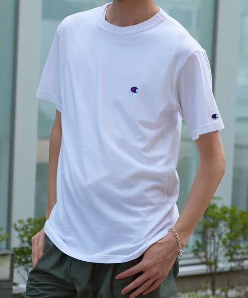 Champion(チャンピオン)の「Champion正規取り扱いアイテム!【Champion】ベーシックロゴTシャツ SHORTSLEEVE T-SHIRT C3-P300(Tシャツ/カットソー・メンズ・ホワイト/ブラック/ベージュ/パープル/ネイビー/グレー/ライム/オレンジ/グリーン・M/L/XL)」の10枚目の写真