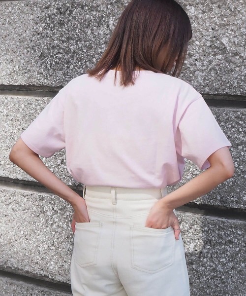 tiptop(ティップトップ)の「単色ロゴBIGTシャツ(Tシャツ/カットソー・レディース・ブラック/オフホワイト/ピンク/ホワイト系その他/ブラック系その他/ピンク系その他/ホワイト系その他2/ホワイト系その他3/ブラック系その他2/ホワイト系その他4・FREE)」の16枚目の写真