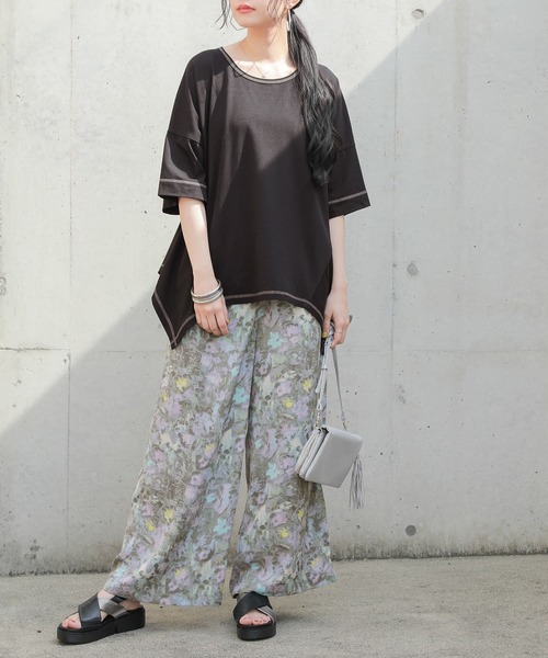 osharewalker（オシャレウォーカー）の「【廃盤】【機能素材】『変形Tシャツ』（Tシャツ/カットソー・レディース・ブラック/ブラウン/オフホワイト/イエロー/グレイッシュブルー・FREE）」の14枚目の写真