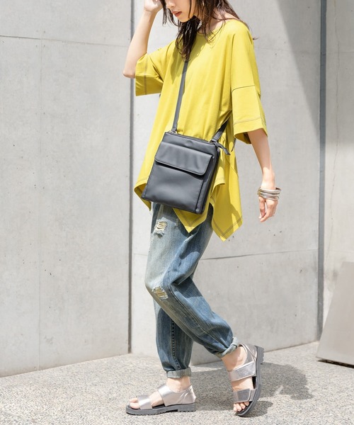 osharewalker（オシャレウォーカー）の「【廃盤】【機能素材】『変形Tシャツ』（Tシャツ/カットソー・レディース・ブラック/ブラウン/オフホワイト/イエロー/グレイッシュブルー・FREE）」の8枚目の写真