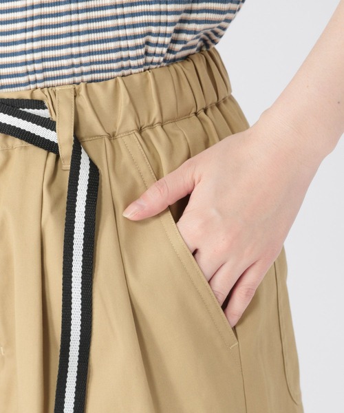 studio CLIP（スタディオクリップ）の「【撥水/UV/防汚】レジャーガチャベルト付きワイドパンツ（その他パンツ・レディース・ブラック/ベージュ/カーキ・FREE）」の11枚目の写真