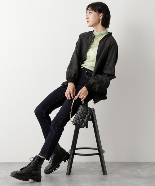 mysty woman（ミスティウーマン）の「デニムスキニーパンツ 299373（デニムパンツ・レディース・ブラック/ネイビー/ブルー系その他・SMALL/MEDIUM/LARGE）」の21枚目の写真