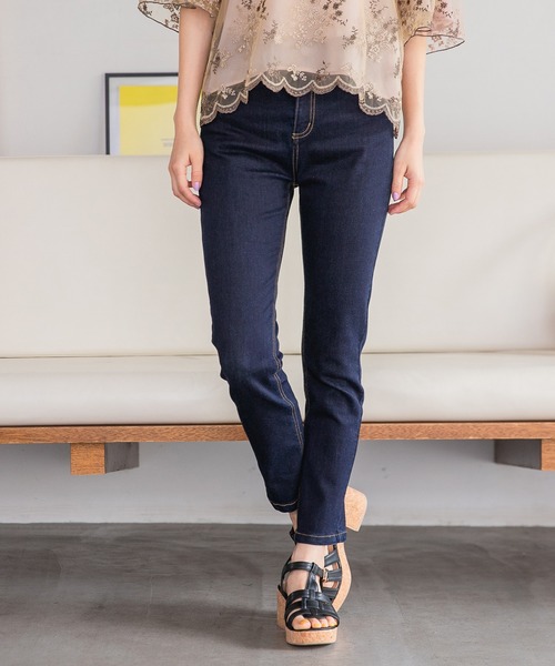 mysty woman（ミスティウーマン）の「デニムスキニーパンツ 299373（デニムパンツ・レディース・ブラック/ネイビー/ブルー系その他・SMALL/MEDIUM/LARGE）」の18枚目の写真