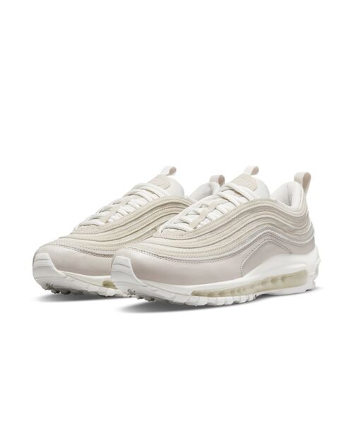 NIKE(ナイキ)の「ナイキ エア マックス 97 ウィメンズシューズ / Nike Air Max 97 Women's Shoes(スニーカー・レディース・オフホワイト・23/24/25/26/25.5/26.5/22.5/24.5/23.5)」の2枚目の写真
