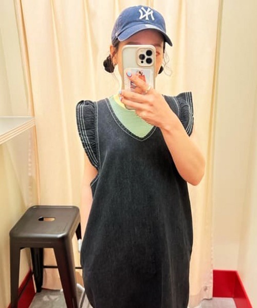 RODEO CROWNS WIDE BOWL（ロデオクラウンズワイドボウル）の「デニムフリルワンピース（ワンピース・レディース・ブルー/ブラック・FREE）」の21枚目の写真