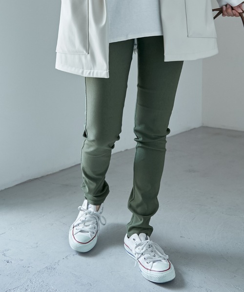 Fashion Letter（ファッションレター）の「レーヨンツイルストレッチレギンスパンツ（チノパンツ・レディース・カーキ/ネイビー/ブラック/ベージュ・M/L/LL）」の4枚目の写真