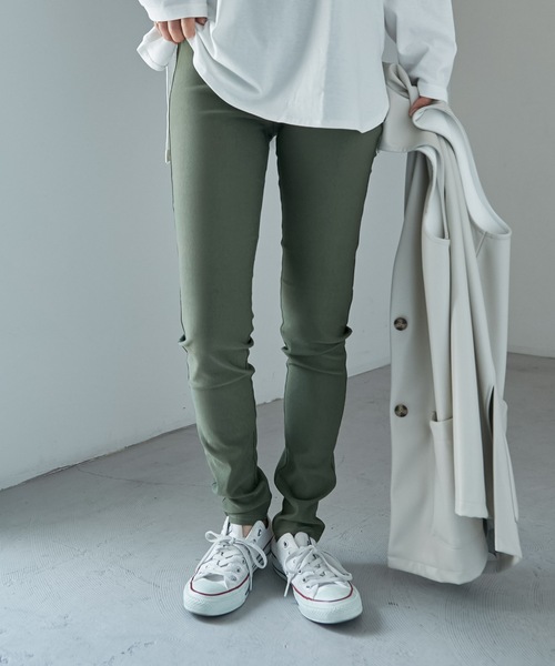 Fashion Letter（ファッションレター）の「レーヨンツイルストレッチレギンスパンツ（チノパンツ・レディース・カーキ/ネイビー/ブラック/ベージュ・M/L/LL）」の14枚目の写真