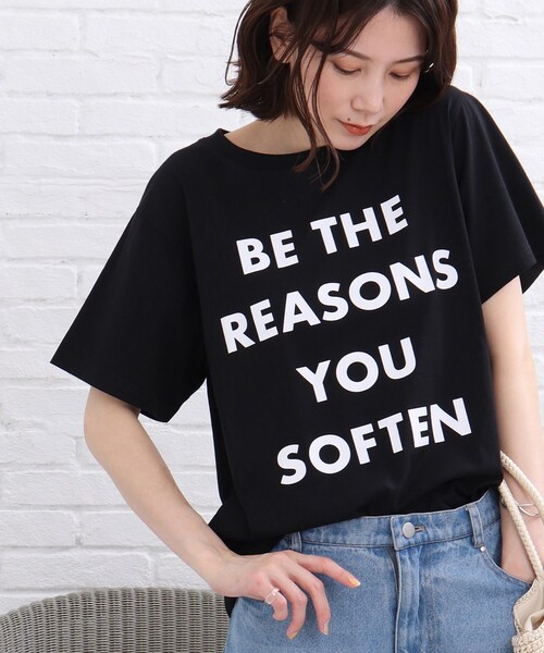 SHOO・LA・RUE(シューラルー)の「◆4段ロゴプリントTシャツ(Tシャツ/カットソー・レディース・ブラック/ホワイト系・01/02/03)」の1枚目の写真