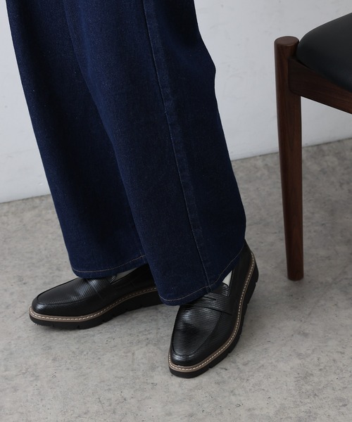 COLONY 2139（コロニートゥーワンスリーナイン）の「マカロンFoot / 厚底ローファー（ローファー・レディース・ブラウン/アイボリー/ブラック系その他/ブラック/ブラック系その他2・23/24/25）」の17枚目の写真