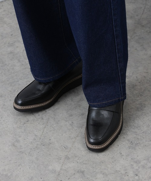 COLONY 2139（コロニートゥーワンスリーナイン）の「マカロンFoot / 厚底ローファー（ローファー・レディース・ブラウン/アイボリー/ブラック系その他/ブラック/ブラック系その他2・23/24/25）」の18枚目の写真