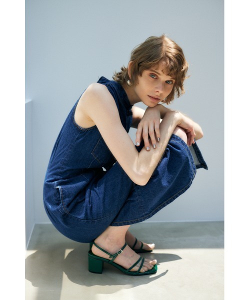MOUSSY（マウジー）の「CHINA BUTTON DENIM ドレス（ワンピース・レディース・オフホワイト/ブルー・1/2）」の11枚目の写真