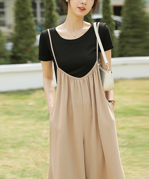 Primazel(プリマゼル)の「ワイドキャミサロペットパンツ(サロペット/オーバーオール・レディース・ブラック/ベージュ・M)」の5枚目の写真