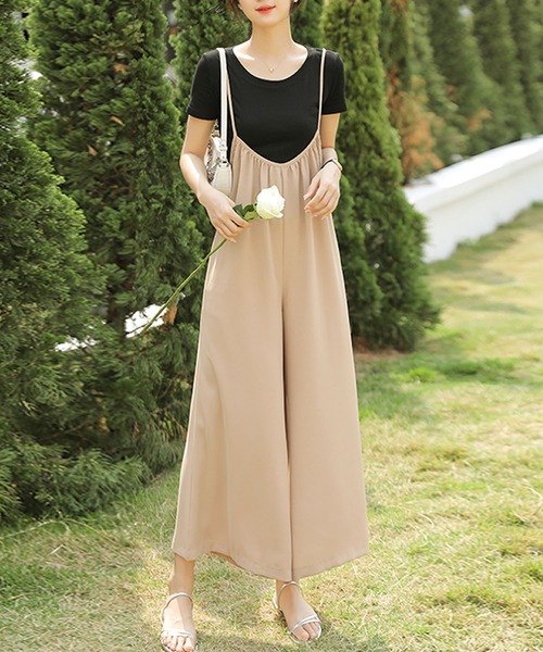 Primazel(プリマゼル)の「ワイドキャミサロペットパンツ(サロペット/オーバーオール・レディース・ブラック/ベージュ・M)」の6枚目の写真