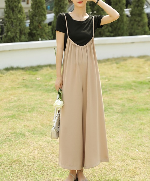 Primazel(プリマゼル)の「ワイドキャミサロペットパンツ(サロペット/オーバーオール・レディース・ブラック/ベージュ・M)」の9枚目の写真