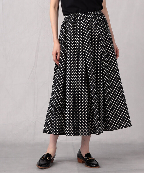 Comme　Ca　Mature（コムサマチュア）の「【セットアップ対応】＜ウォッシャブル＞ドットプリント　スカート（スカート・レディース・ブラック/ネイビー・FREE）」の2枚目の写真