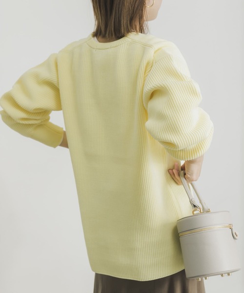 URBAN RESEARCH(アーバンリサーチ)の「ライトニット深Vネックプルオーバー(ニット/セーター・レディース・ブラック/グリーン/ベージュ系その他・FREE)」の12枚目の写真