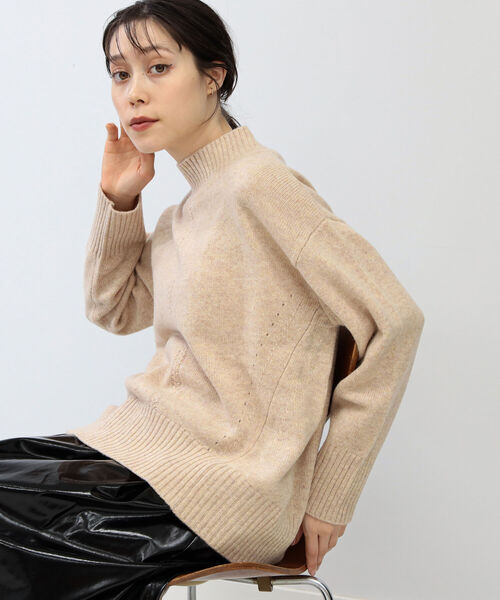 Ray BEAMS（レイビームス）の「Ray BEAMS / センターシーム ハイネックニット（ニット/セーター・レディース・ベージュ/サックスブルー/その他・ONE SIZE）」の6枚目の写真