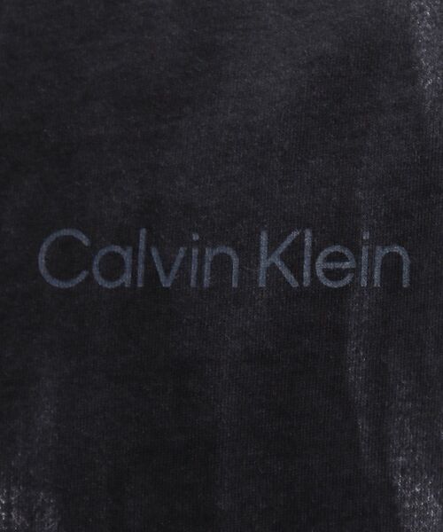 Calvin Klein(カルバン・クライン)の「リラックス クルーネック Tシャツ(Tシャツ/カットソー・メンズ・ホワイト・S/M/L/XL/XS)」の7枚目の写真