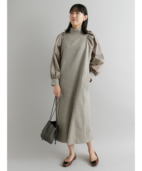 Te chichi CLASSIC（テチチクラシック）の「ハイネック切替ボリュームスリーブワンピース（ワンピース・レディース・ベージュ/ブラウン・ﾌﾘ-）」の5枚目の写真