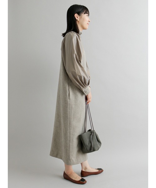 Te chichi CLASSIC（テチチクラシック）の「ハイネック切替ボリュームスリーブワンピース（ワンピース・レディース・ベージュ/ブラウン・ﾌﾘ-）」の6枚目の写真