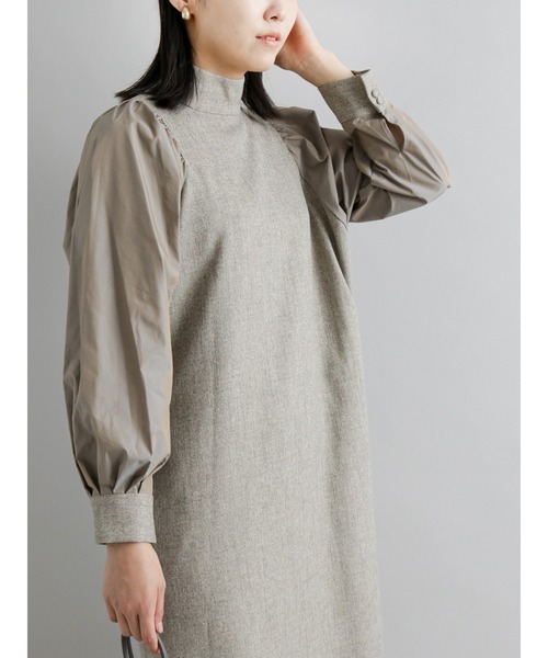 Te chichi CLASSIC（テチチクラシック）の「ハイネック切替ボリュームスリーブワンピース（ワンピース・レディース・ベージュ/ブラウン・ﾌﾘ-）」の9枚目の写真