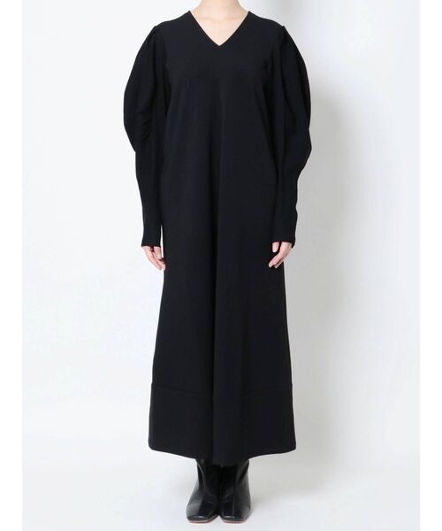 ELENDEEK(エレンディーク)の「ニットスリーブスポンジワンピース(ワンピース・レディース・ブラック/ベージュ/チャコールグレー・02/01)」の8枚目の写真