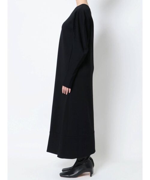 ELENDEEK(エレンディーク)の「ニットスリーブスポンジワンピース(ワンピース・レディース・ブラック/ベージュ/チャコールグレー・02/01)」の9枚目の写真