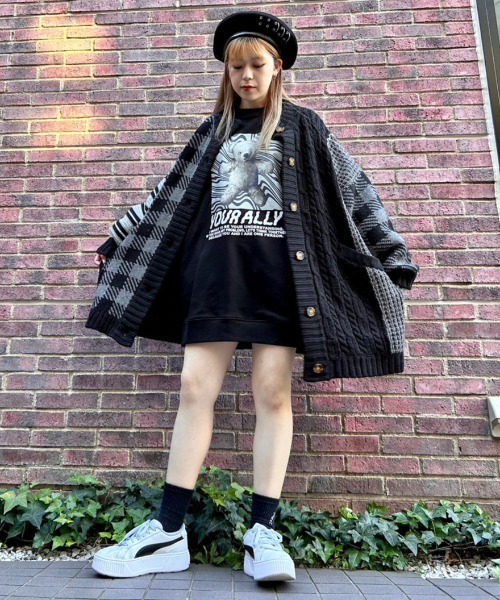 Candy Stripper（キャンディストリッパー）の「YOUR ALLY SWEAT ワンピース（スウェット・レディース・ブラック/ホワイト/パープル・2）」の9枚目の写真