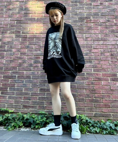 Candy Stripper（キャンディストリッパー）の「YOUR ALLY SWEAT ワンピース（スウェット・レディース・ブラック/ホワイト/パープル・2）」の14枚目の写真