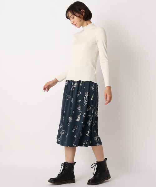 LAURA ASHLEY(ローラアシュレイ)の「【洗える】裏起毛メローエッジハイネックリブTシャツ(Tシャツ/カットソー・レディース・ライトブルー/ブラック/グレー/ライトグリーン/アイボリー/ナチュラル/ダークネイビー/ピンク系・40/38)」の17枚目の写真