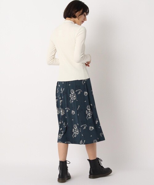 LAURA ASHLEY(ローラアシュレイ)の「【洗える】裏起毛メローエッジハイネックリブTシャツ(Tシャツ/カットソー・レディース・ライトブルー/ブラック/グレー/ライトグリーン/アイボリー/ナチュラル/ダークネイビー/ピンク系・40/38)」の19枚目の写真