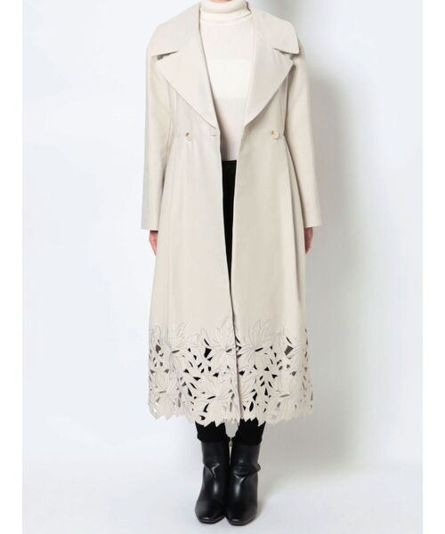 LAGUNAMOON(ラグナムーン)の「カットワークフレアコート(ステンカラーコート・レディース・ブラウン/アイボリー・SMALL/MEDIUM)」の12枚目の写真