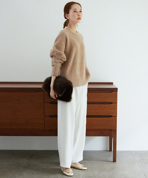 SLOBE IENA（スローブイエナ）の「フォックスカシミヤプルオーバー（ニット/セーター・レディース・ネイビー/ベージュ/ピンク/ブルー・FREE）」の7枚目の写真