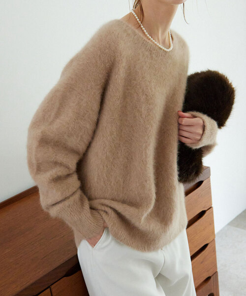 SLOBE IENA（スローブイエナ）の「フォックスカシミヤプルオーバー（ニット/セーター・レディース・ネイビー/ベージュ/ピンク/ブルー・FREE）」の12枚目の写真