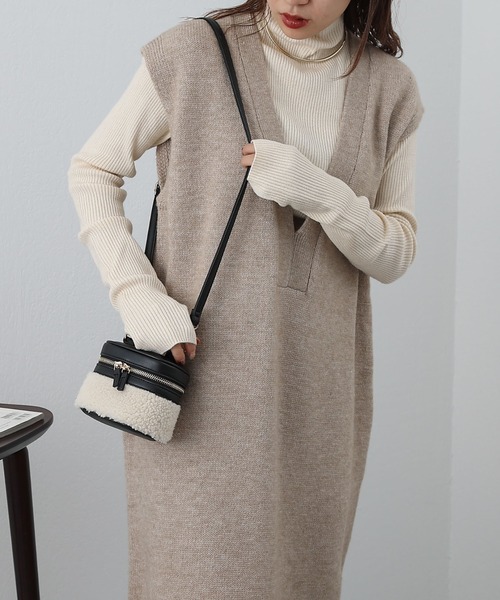 COLONY 2139（コロニートゥーワンスリーナイン）の「【WEB限定カラーあり】アルパカタッチ5G天竺カフタンニットワンピース（ワンピース・レディース・ブラック/ベージュ/ブラウン/オフホワイト・FREE）」の4枚目の写真